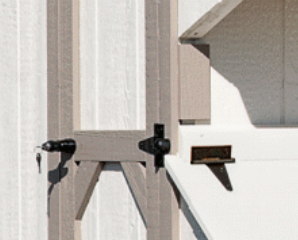 Navajo White Siding with Buckskin Trim